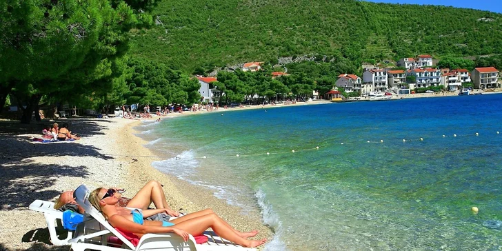 All inclusive dovolená na Makarské riviéře: autobusová doprava, animační program, 4* hotel u pláže