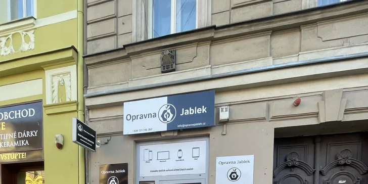 Otevřený voucher v hodnotě 500-5000 Kč na servis zařízení Apple nebo nákup zboží