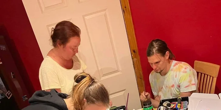 Kurz intuitivního malování v páru vč. pomůcek a seznámení s technikou