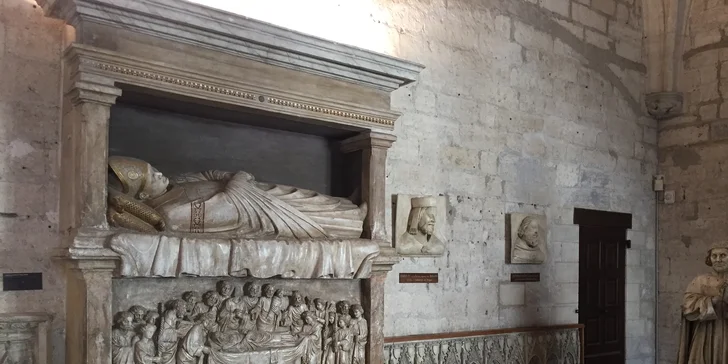 Velikonoce v Provence: Avignon, Lyon i slavnost býků, doprava busem, ubytování i snídaně