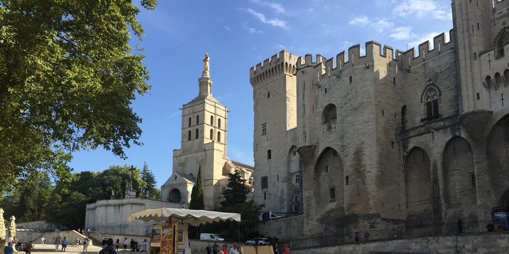 Velikonoce v Provence: Avignon, Lyon i slavnost býků, doprava busem, ubytování i snídaně