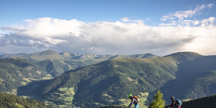 Rakouské alpy s polopenzí, neomezeným wellness a množstvím zábavy