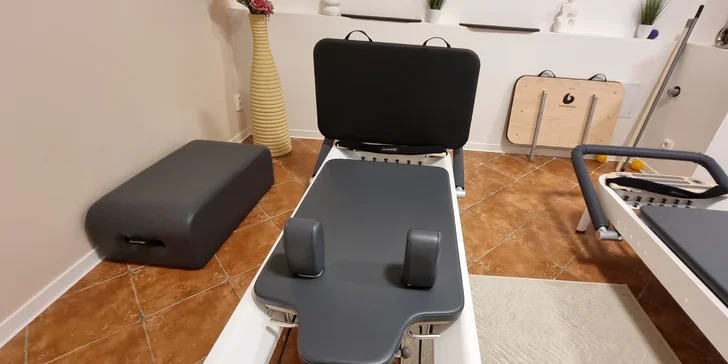 Individuální lekce na pilates Reformeru pro dospívající i dospělé