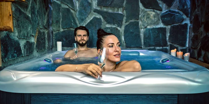 Relax v Moravském krasu: báječný pobyt i se vstupem do privátního wellness či vířivkou přímo v apartmánu