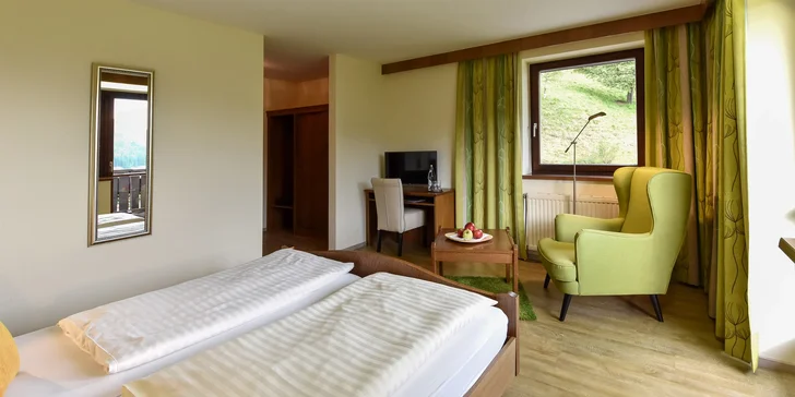 4* hotel v Alpách: polopenze, wellness, sjezdovka u hotelu i 2 děti zdarma