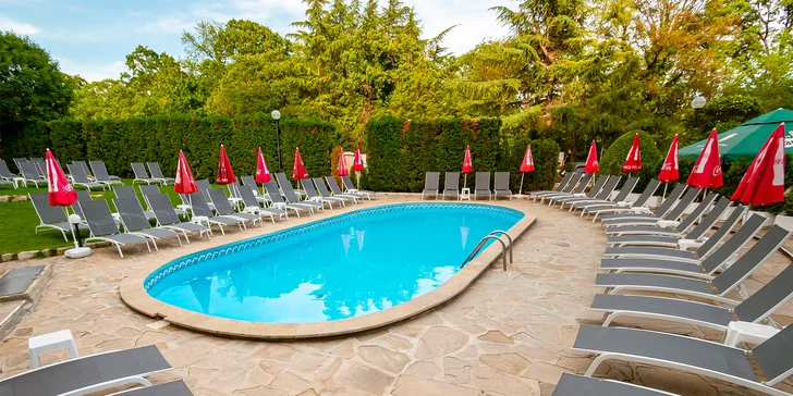 Rodinná dovolená v Bulharsku: hotel jen 500 m od moře, animační program, 2 děti zdarma
