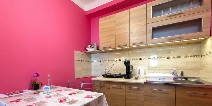 Apartmány až pro 9 osob ve Velkém Mederu s vířivkou, nedaleko koupaliště Thermal Corvinus