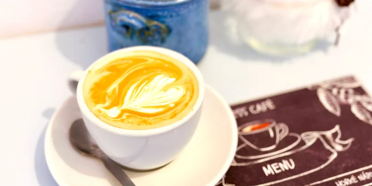 Otevřené vouchery do kavárny s dětskou hernou Press Cafe: káva i zákusky, 200-600 Kč