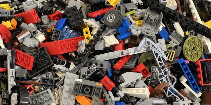 LEGO® figurky nebo kostky na váhu dle vlastního výběru