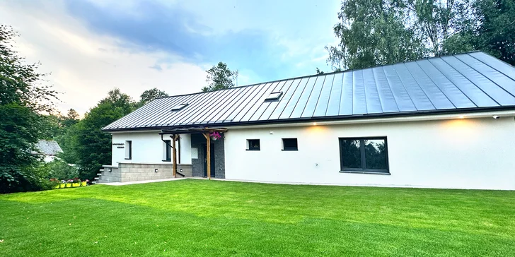 Apartmány u Trutnova pro dva i rodinu: kuchyňka, moderní prostory a možnost wellness