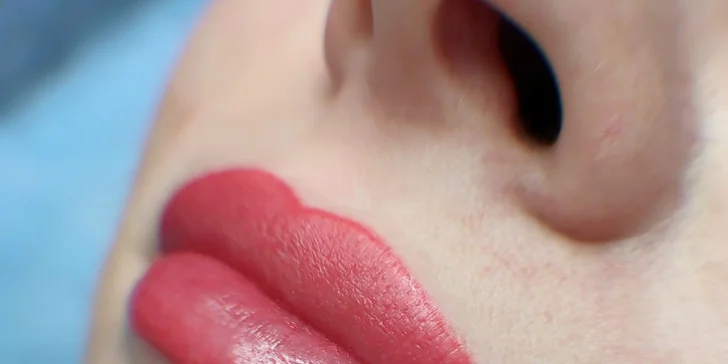 Permanentní make up obočí nebo rtů v salonu Beauty ART