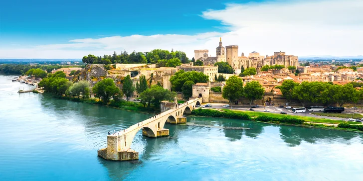 Velikonoce v Provence: Avignon, Lyon i slavnost býků, doprava busem, ubytování i snídaně