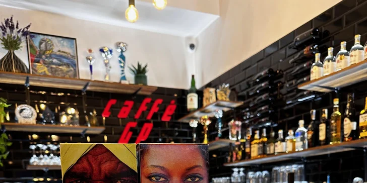 Cheesecake a espresso nebo čaj v kavárně na Vinohradech pro 1 i 2 osoby