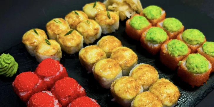 Degustační sushi set: 48 vymazlených rolek s lososem i úhořem v centru Prahy
