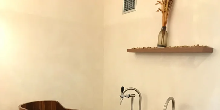 Pivní lázeň (30 min.) vč. zábalu (20 min.) a s neomezenou konzumací piva: v 1 či 2 vanách