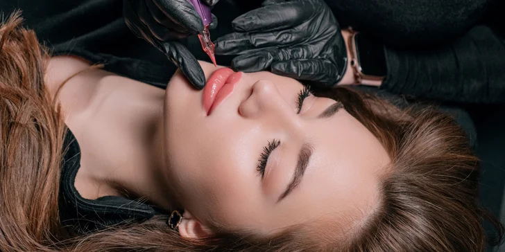 Permanentní make up obočí nebo rtů v salonu Beauty ART