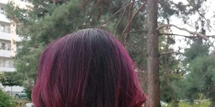Dámský střih s možností conturingu vlasů vč. stylingu