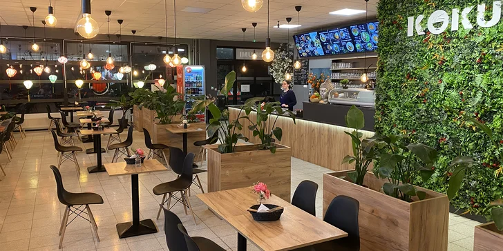 Smažené i nesmažené závitky, Bún Nam Bộ a Phở pro 2 osoby
