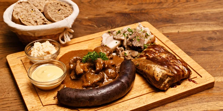 Sobotní zabijačkové vepřové hody v Poctivé restauraci: výběr z předkrmů, polévky a několika hlavních chodů