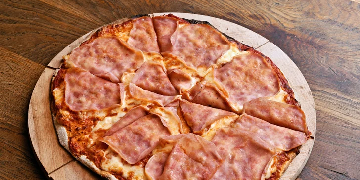 Jedna nebo dvě pizzy podle výběru ze 12 druhů v pražské Krči