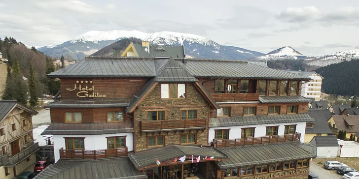 Dovolená ve 4* hotelu na Donovalech: snídaně i neomezený vstup do wellness