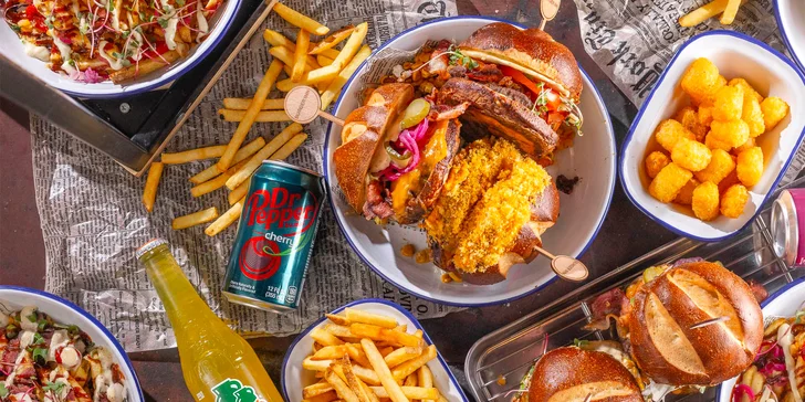 Pochutnejte si: obědové burger menu s vyzrálým hovězím a dalšími dobrotami