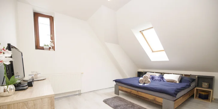 Příjemný penzion nedaleko Karlštejna se snídaní, saunou a koňmi
