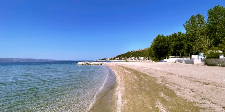 Na 8 dní k moři do Chorvatska: pobyt v karavanu na Omišské riviéře