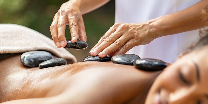 Celodenní kurzy masáží vč. certifikátu: lávové kameny, medová i masáž hlavy
