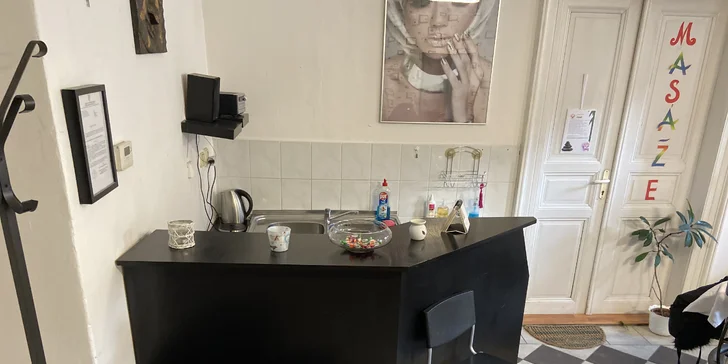 Pro permanentní krásu: tetování očních linek, rtů i obočí - pudrové nebo vláskování