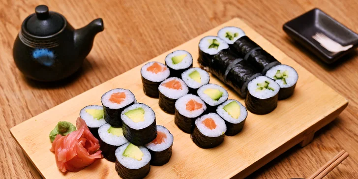 Sushi sety s 18-56 rolkami, nigiri i sashimi či polévka ramen v nové asijské restauraci