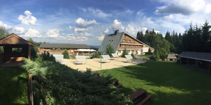 Wellness pobyt v Beskydech: polopenze, termální bazén, sauna i sleva na procedury