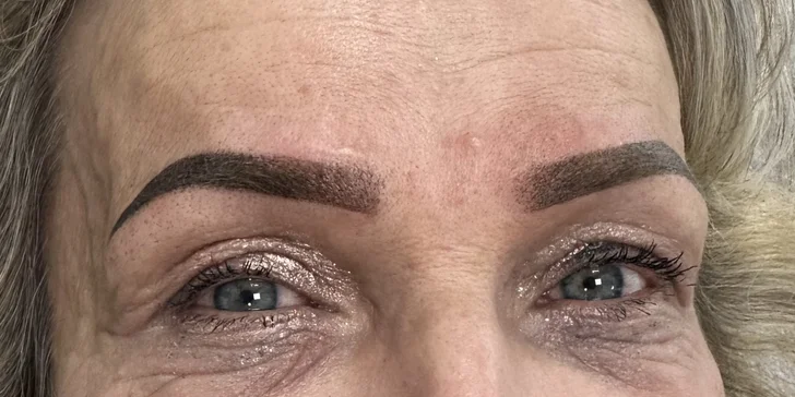 Permanentní make-up: akvarelové rty nebo pudrové obočí vč. korekce