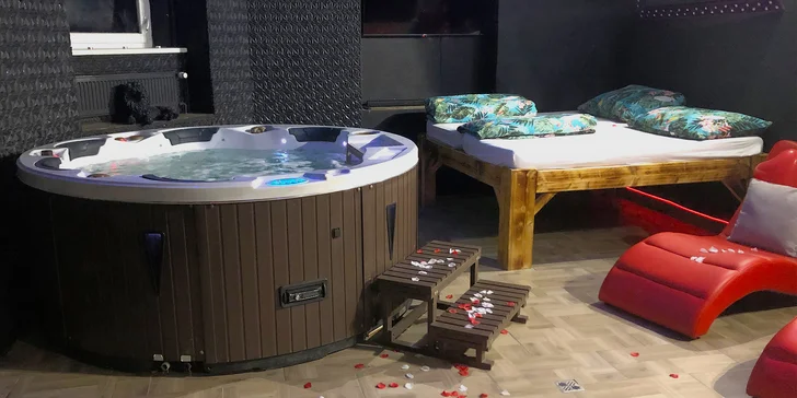 Privátní wellness pro dva: 60 min. i celá noc, vířivka, sauna a relaxační místnost