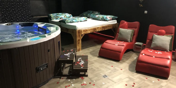 Privátní wellness pro dva: 60 min. i celá noc, vířivka, sauna a relaxační místnost