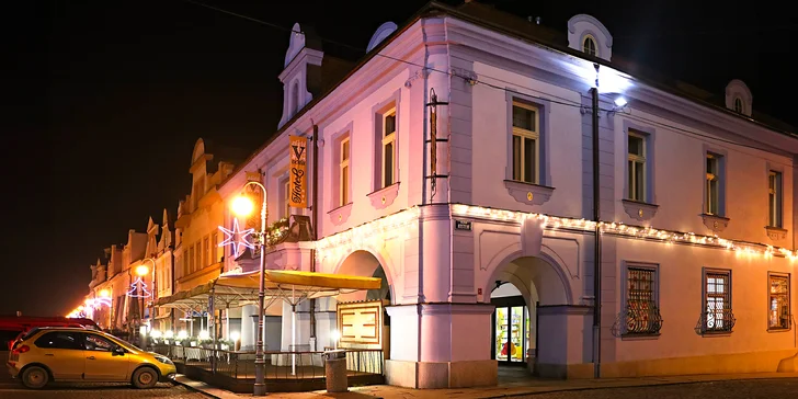 Pobyt v historickém centru Domažlic: snídaně i vstup do aquaparku
