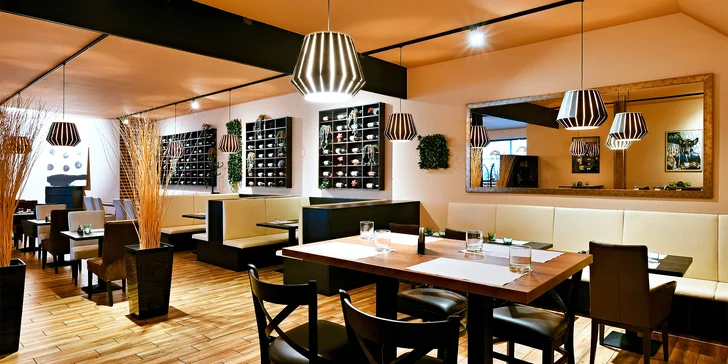 Burger menu pro 1 nebo 2 osoby: burger podle vaší chuti, hranolky i omáčka