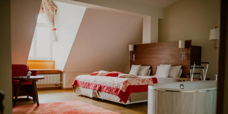 Luxusní pobyt na zámku v polských Krkonoších se snídaní a neomezeným wellness