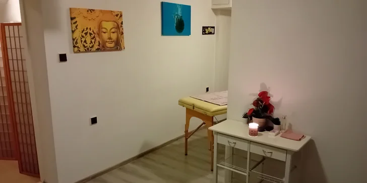 Relax s masážní svíčkou: masáž obličeje a dekoltu i paží a dlaní nebo zad