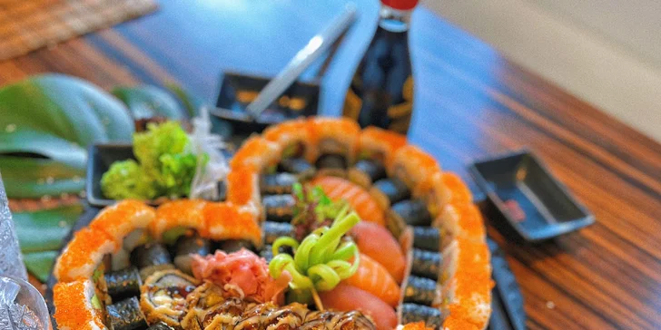 Sushi sety s 36 nebo 58 kousky: maki, nigiri a další rolky s rybami i zeleninou