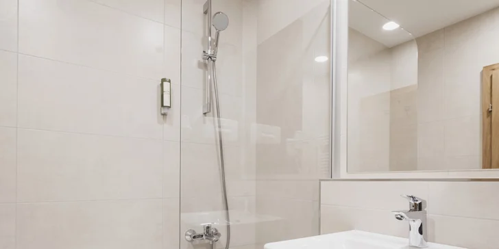 Dovolená v Kaprunu: krásný hotel, all inclusive i neomezený vstup do wellness
