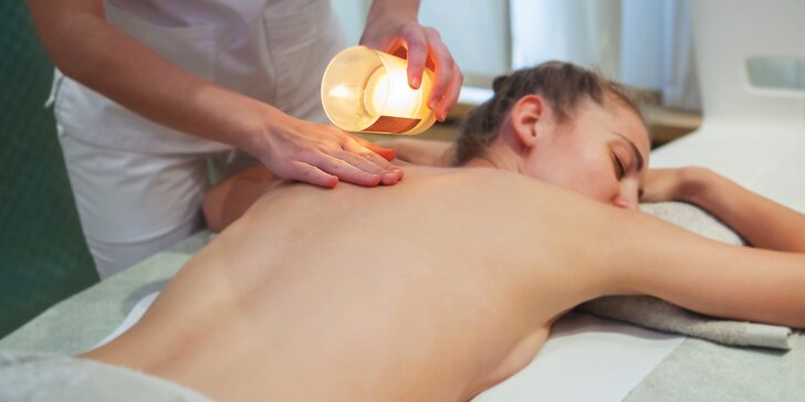 Relax s masážní svíčkou: masáž obličeje a dekoltu i paží a dlaní nebo zad
