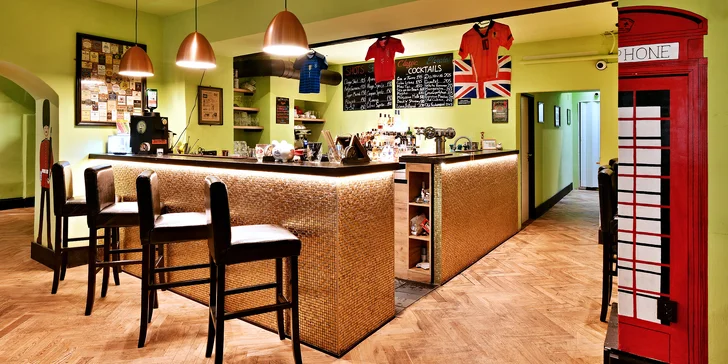 Hovězí, kuřecí nebo sýrový burger, žebra nebo fish and chips: voucher pro 1-4 osoby