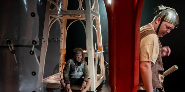 Vstupenka na divadelní představení Nohy z jílu v Žižkovském divadle