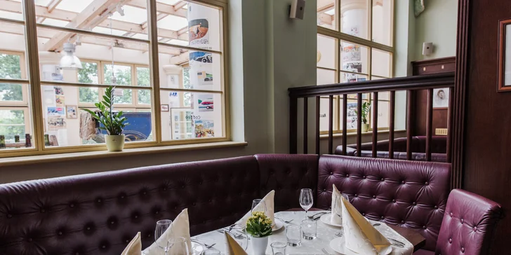 Romantický hotel na okraji Prahy: pobyt se snídaní či polopenzí, možnost privátní sauny