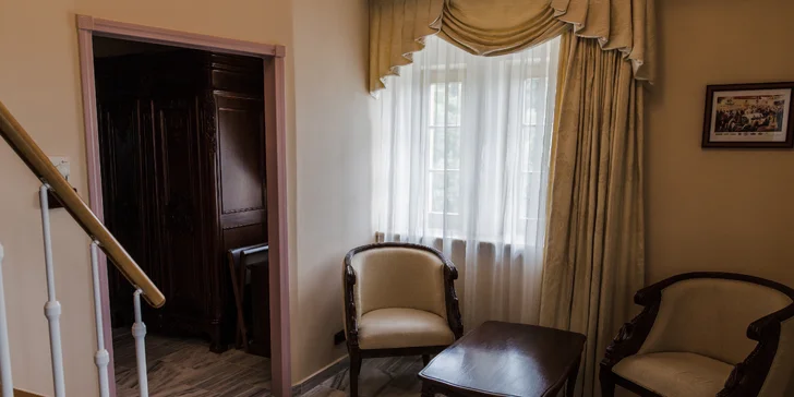 Romantický hotel na okraji Prahy: pobyt se snídaní či polopenzí, možnost privátní sauny