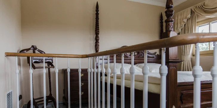 Romantický hotel na okraji Prahy: pobyt se snídaní či polopenzí, možnost privátní sauny