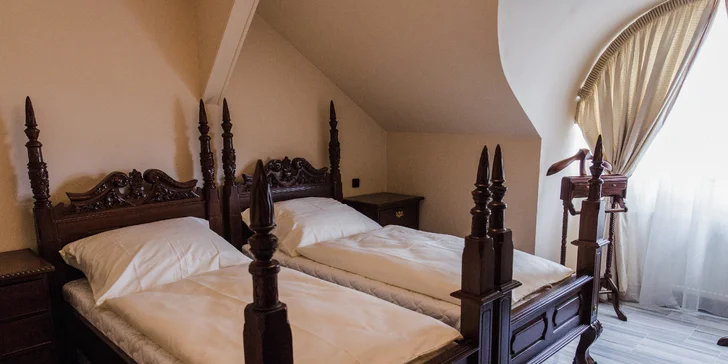 Romantický hotel na okraji Prahy: pobyt se snídaní či polopenzí, možnost privátní sauny