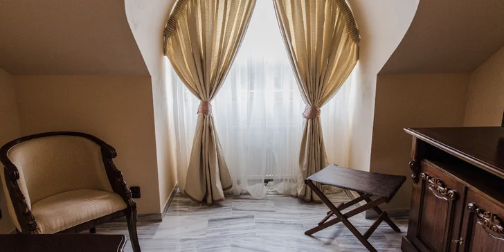 Romantický hotel na okraji Prahy: pobyt se snídaní či polopenzí, možnost privátní sauny