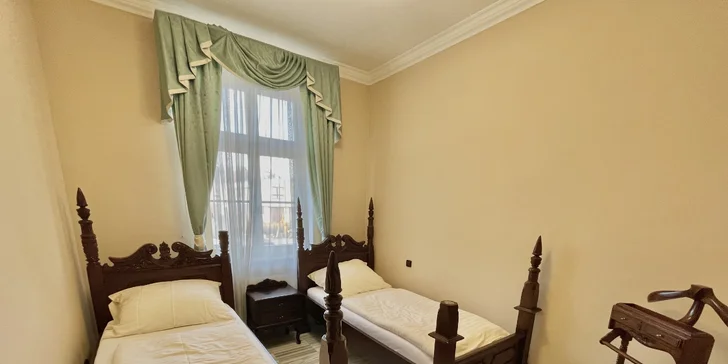 Romantický hotel na okraji Prahy: pobyt se snídaní či polopenzí, možnost privátní sauny